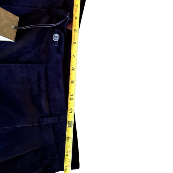 Gucci Authentic Black Velvet Shorts NWT - Picture 7 of 7